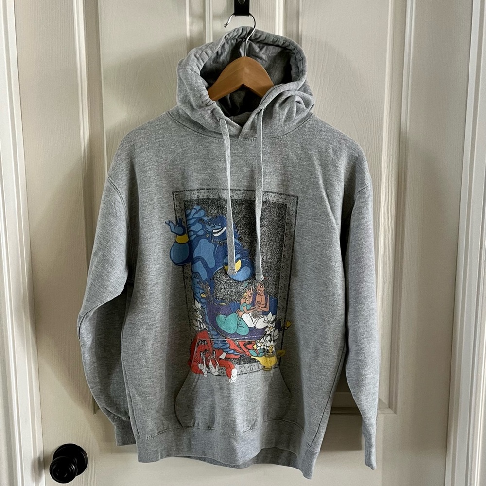 Disney Aladdin Gray Sweatshirt Hoodie with Jasmine Adult M. Vintage Distressed